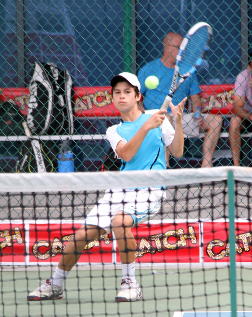David Rodriguez won the Boys Under-14 Singles crown yesterday as the Catch National Junior Championships came to an end at the National Racquet Centre, Tacarigua. PHOTO BY SUREASH CHOLAI
