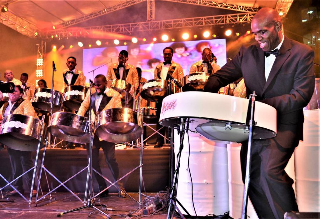 Duvone Stewart, BPTT Renegades’ arranger, left the crowd spellbound as he played the e-pan with his fingers.