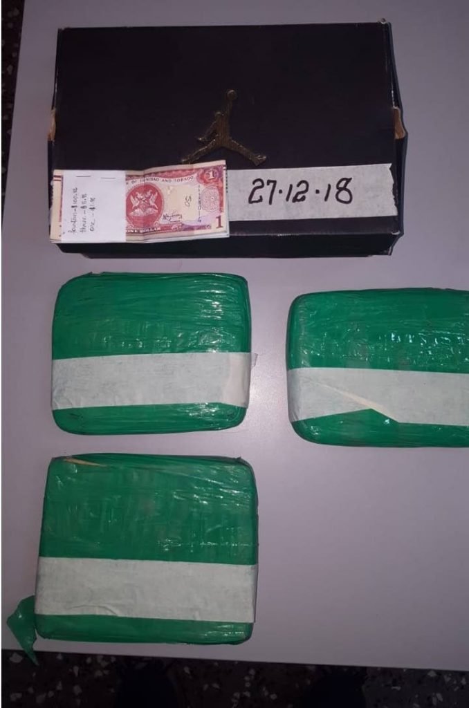 A quantity of marijuana and cash found by police in the Pinto district. One man was arrested. 