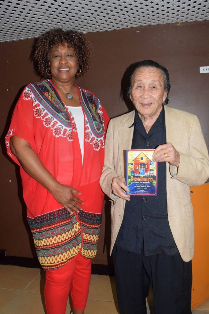 Anne-Marie Samuel poses with author Willi Chen.
