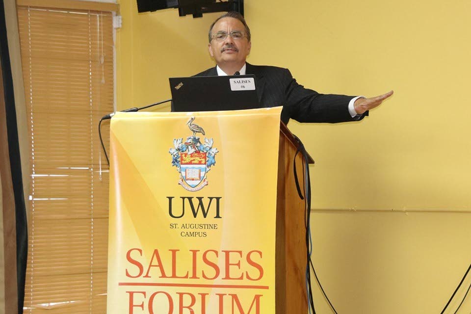 Jose Cardenas, expert in Latin American and Caribbean relations with the United States, speaking on the regional impact of the humanitarian and political crisis in Venezuela at UWI on May 16. PHOTO COURTESY THE US EMBASSY IN TT.