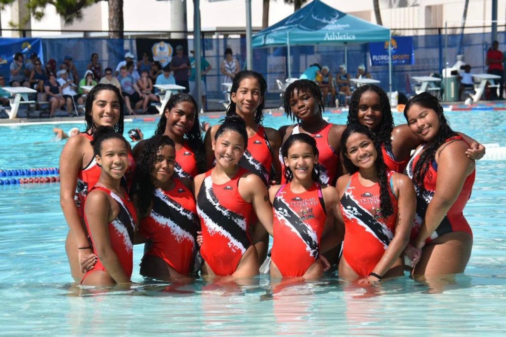 The TT Under-16 girls water polo team