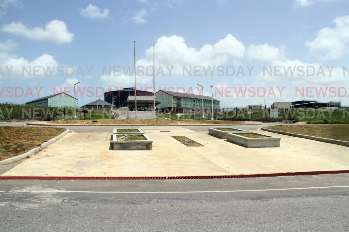 UWI principal knocks naysayers of south campus opening - Trinidad and