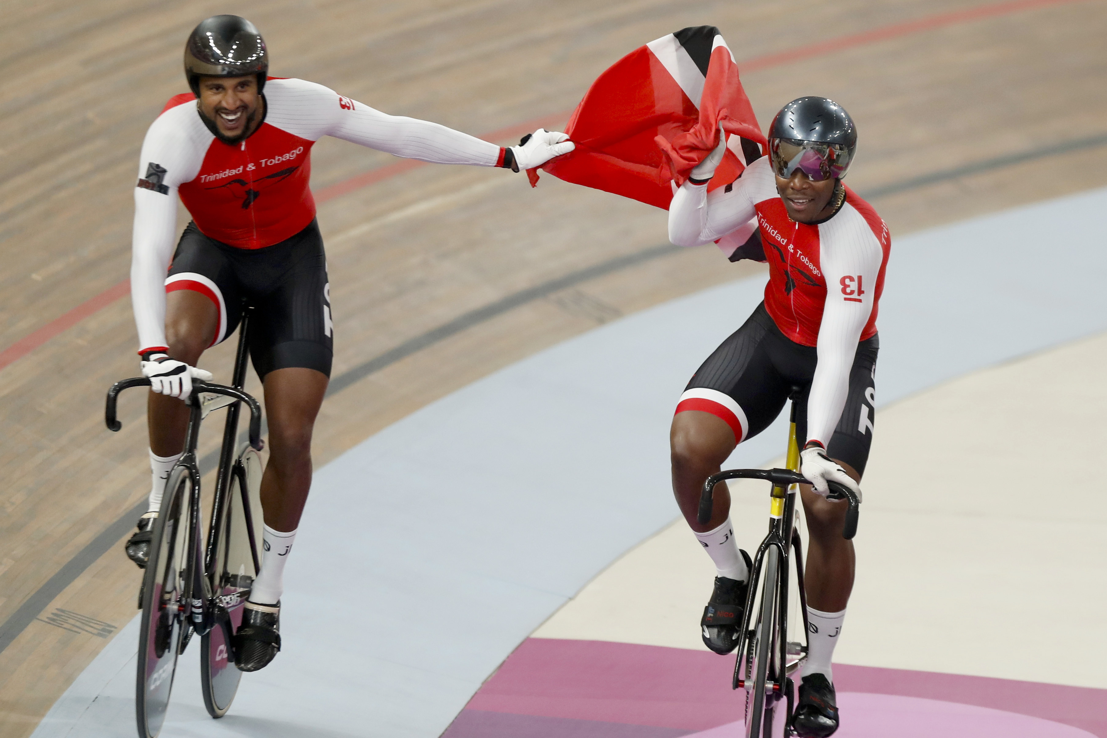 Nicolas Paul Cycling. Медаль Польша Велоспорт.