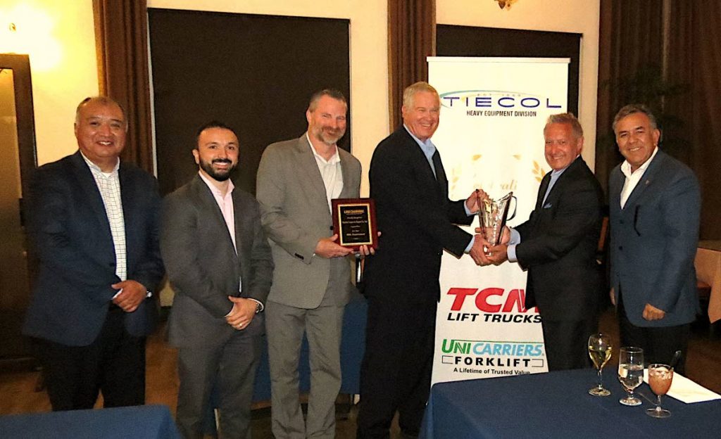 TIECOL receives the Platinum Award, the highest recognition of quality from international forklift manufacturer, TCM/UniCarriers.