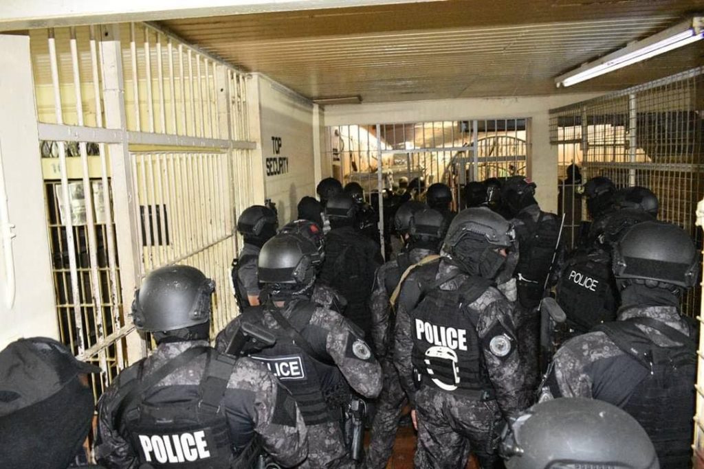 Riot police at the Remand Yard prison in Arouca during a riot among prisoners two weeks ago.  Photo source: Social Media