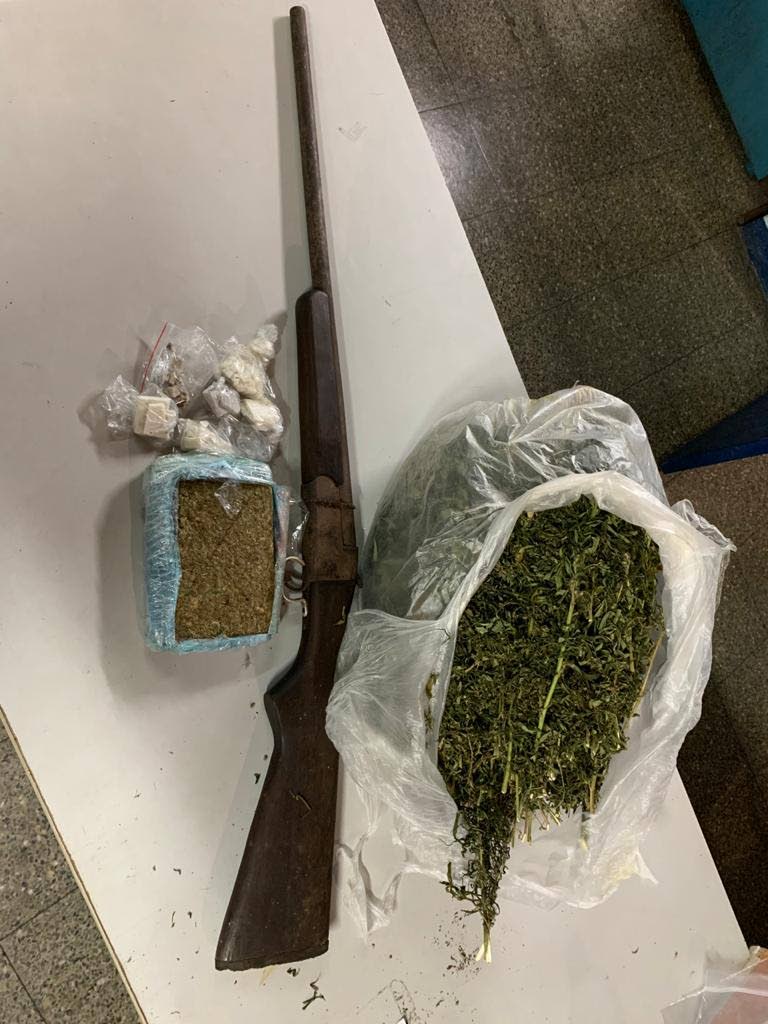 Southern Division police seized a quantity of marijuana, cocaine and a shotgun from Moruga and Princes Town on Tuesday morning.

PHOTO COURTESY TTPS - PHOTO COURTESY TTPS