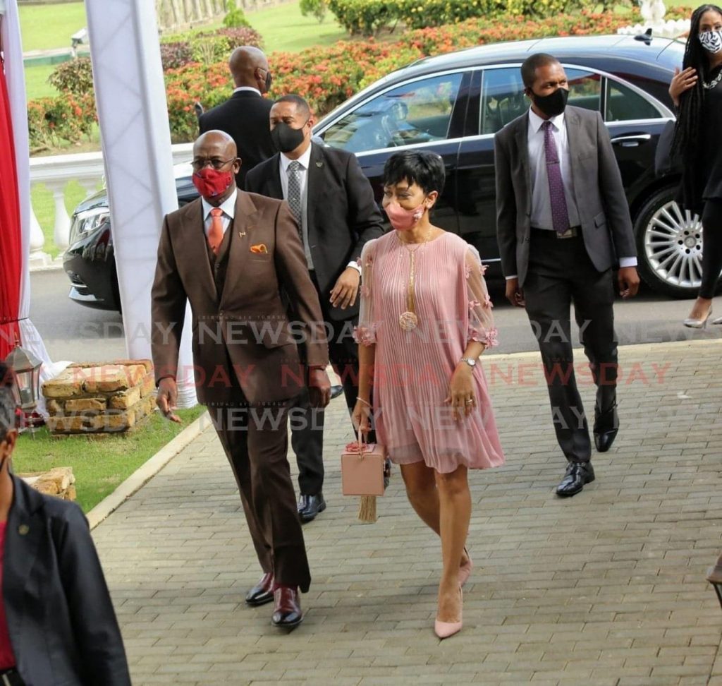 The Prime Minister and his wife at President's House. - Sureash Cholai