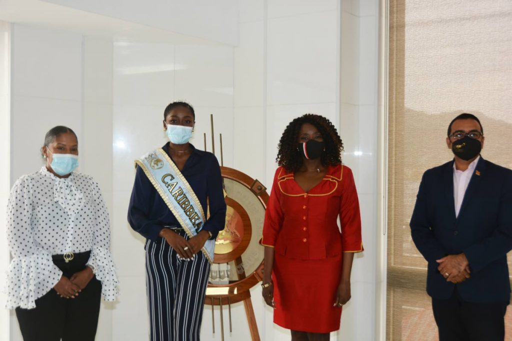 Minister Cox meets with Miss World Caribbean Ms Tya-Janè Ramey and Miss World TT?s Brian Gopaul and Melissa Figueroa. - Min of Social Development
