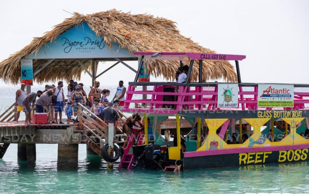 In this file photo. reef tour boat owners profits from the scores of Trinidadians who visited Tobago over the Easter Weekend. - Photo by David Reid