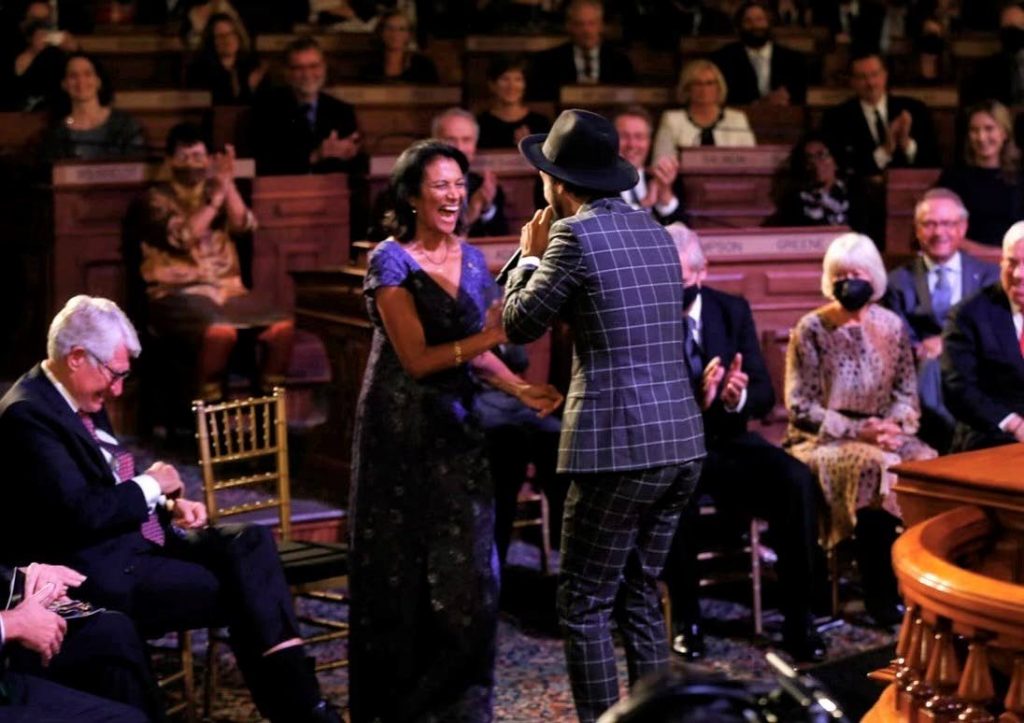 Kees Dieffenthaller serenades Dr Shakuntala Haraksingh Thilsted at the World Food Prize Laureate Award Ceremony in Des Moines, Iowa. Thilsted received the 2021 World Food Prize at the event. - courtesy Overtime Media