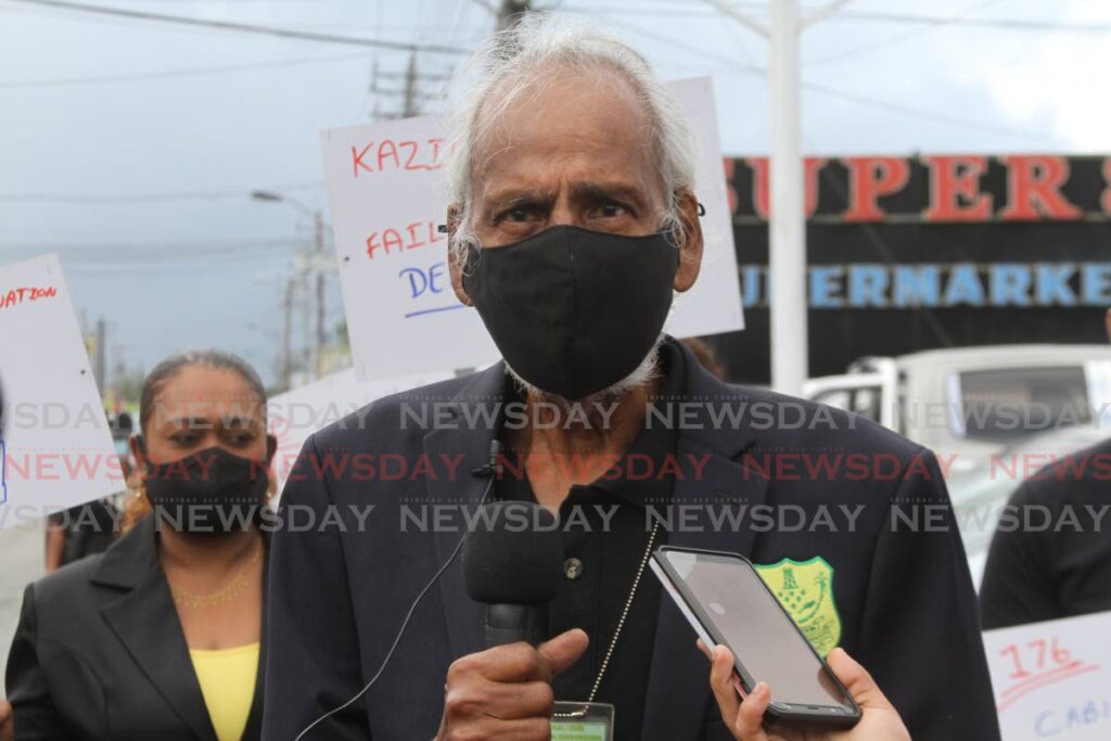 Allan Sammy, chairman of the Penal/Debe Regional Corporation addresses members of media during a protest on Friday Debe outside corporation's office. Photo by Marvin Hamilton