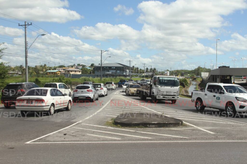 The Ministry of Works and Transport issued a new trial scheme for the Tarouba Interchange, which began on Monday, January 24. - Photo by Marvin Hamilton