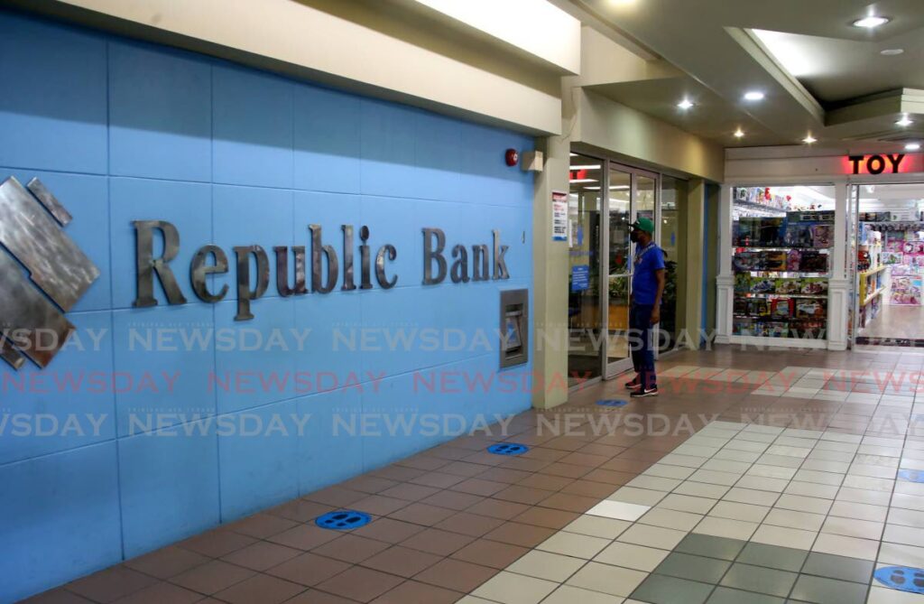 Republic Bank branch, Long Circular Mall, St James. The bank's parent company Republic Financial Holding Ltd on Tuesday announced a half-year profit of $728.7 million. - FILE PHOTO/SUREASH CHOLAI