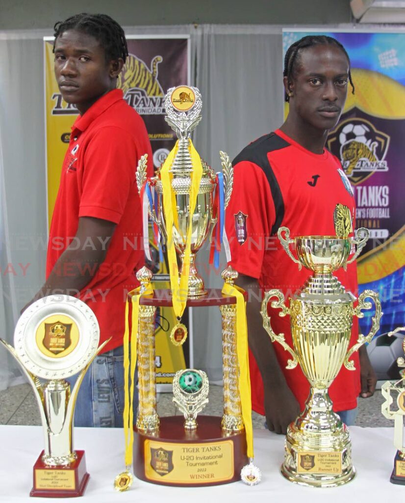 Trendsetter Hawks FA's Malachai Celestine (left) and Nathaniel Babwah. Photo by Marvin Hamilton