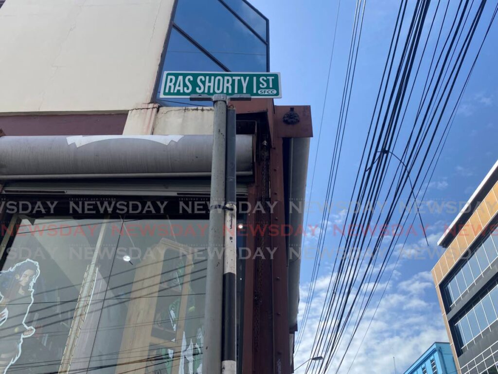 ERROR FIXED: This street sign now correctly reads Ras Shorty I Street in San Fernando.
It was formerly called Short Street, but on Thursday, the San Fernando City Corporation officially renamed it in honour of late calypsonian and the father of soca, Garfield “Ras Shorty I” Blackman.
However, it was then misspelt as Ras Shortie I.  Photo by Narissa Fraser