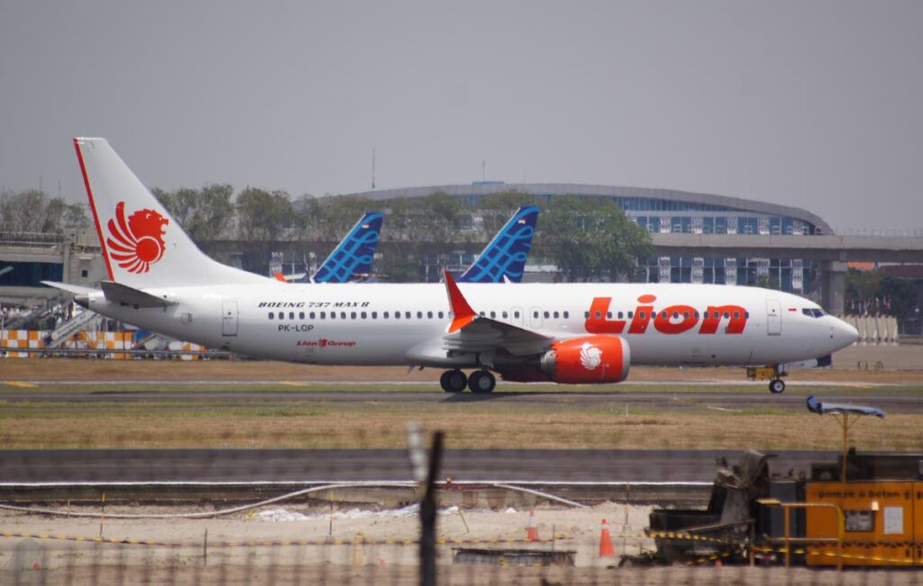 The Lion Air 737 Max 8, flight number 610 photographed on September 16 2018, six weeks before the aircraft crashed on October 29, 2018. Source: wikipedia.org 