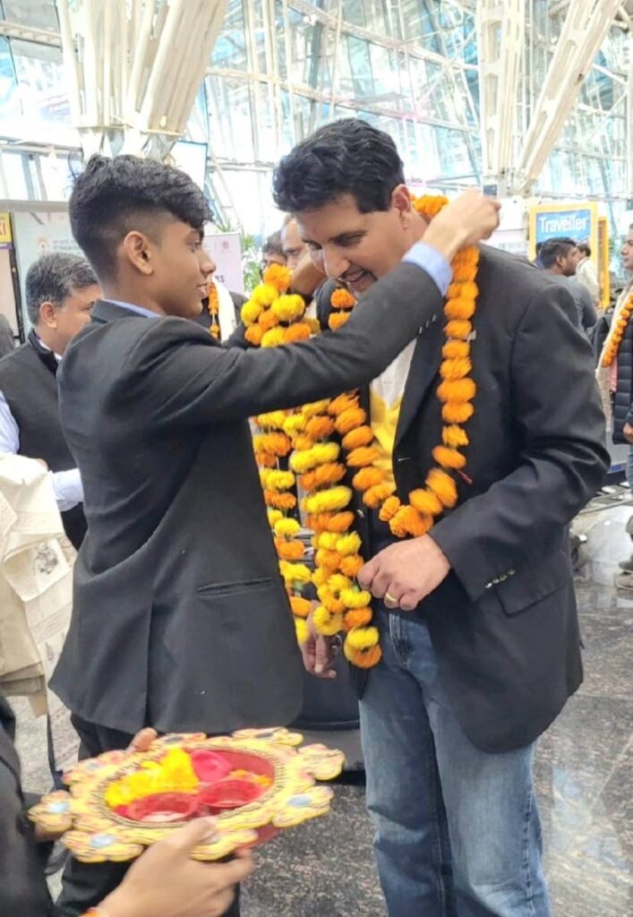 Justice Frank Seepersad was garlanded on his arrival in Indore, India, on Sunday. 