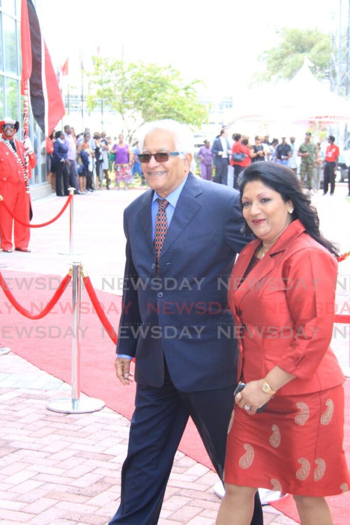 Basdeo Panday and his wife Oma arrive for  the opening of Parliament on September 23, 2015. A decades-old corruption case against the Pandays has been discontinued. - File Photo/Roger Jacob