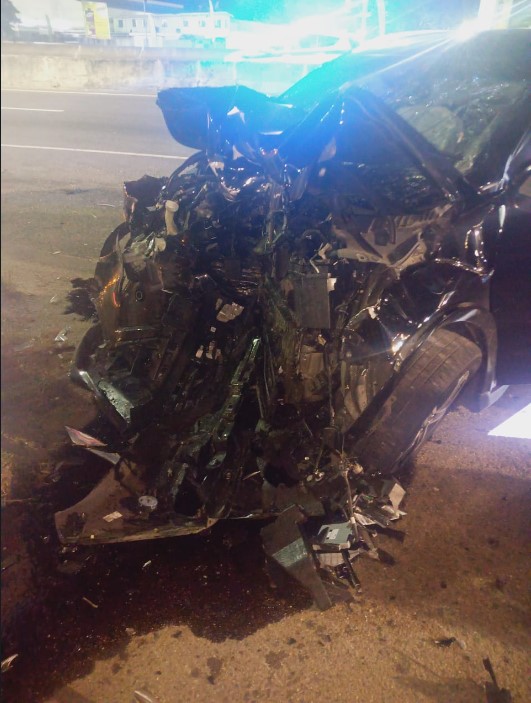A photo, provided by a bystander, shows the badly damaged Honda Vezel SUV which crashed into a concrete barrier near Grand Bazaar on Monday night after being stolen by two bandits, one of whom later died after the crash. 