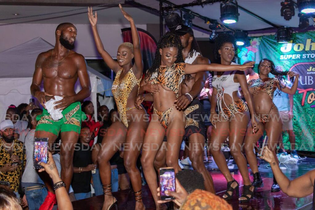  Mark Ayen, designer of Dirty Medics J'Ouvert Band, during the band's launch for obago Carnival at Johnny Q Pub House, Gulf City Mall, Lowlands on August 13, 2022. - File photo/David Reid