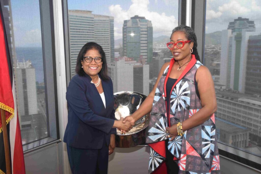 Minister Paula Gopee-Scoon and Dr Afua Asabea Asare CEO of the Ghana Export Promotion Authority.
(Photo courtesy MTI) - 