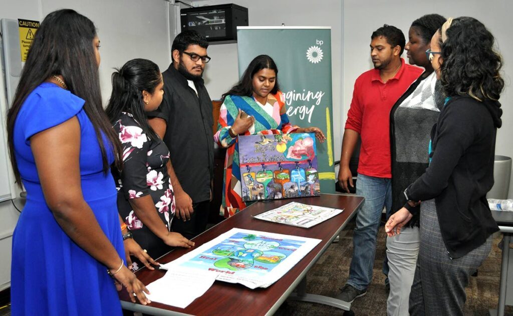Art teacher and art competition judge, Vanissa Mohammed, gives these teachers some advice on the expectations for success in the art/cartoon component of the 2023 bpTT Schools’ Environmental Awareness Competition. - 