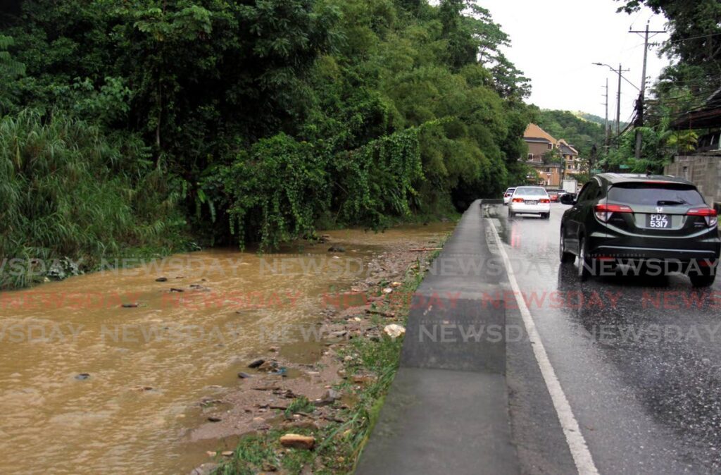Water levels at the Maraval River fell quicly after flash flooding in the area on Monday afternoon. - AYANNA KINSALE