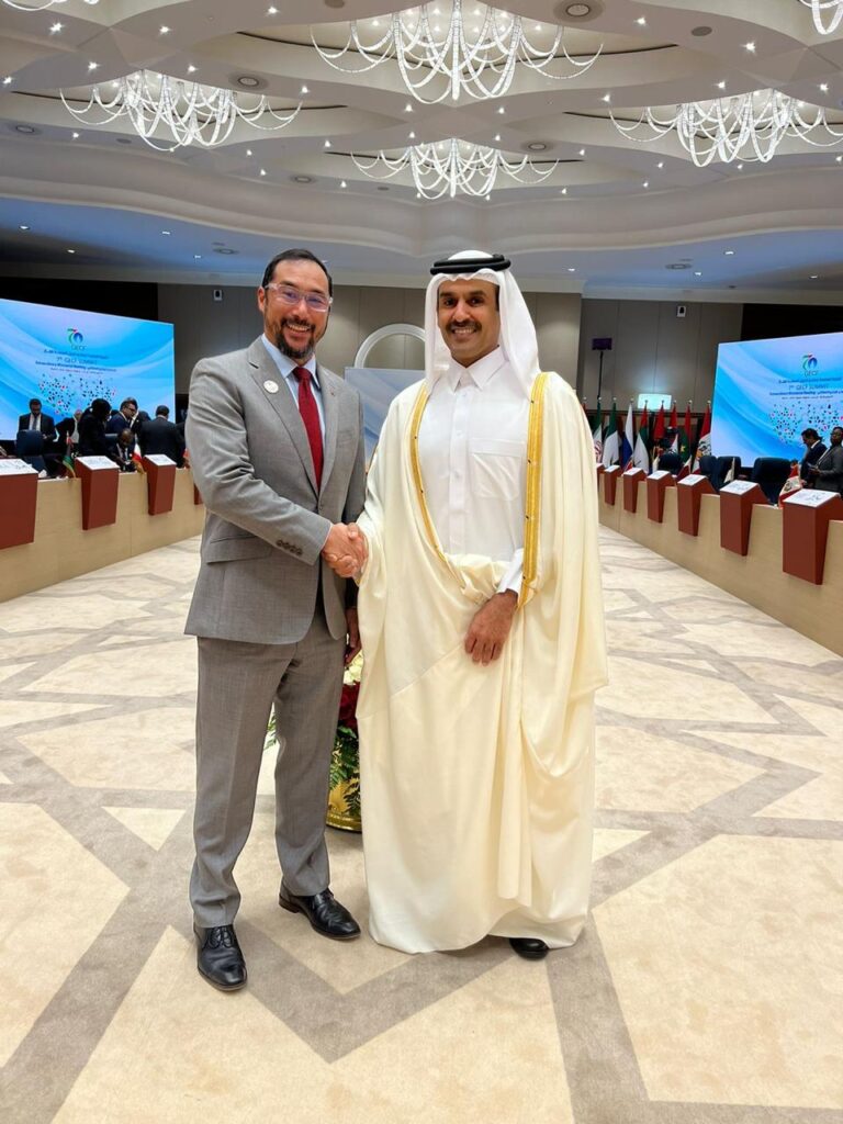 Minister of Energy and Energy Industries Stuart Young, left, with Qatar Minister of State for Energy Affairs and president of QatarEnergy Al Kaabi on March 1. - Photo courtesy MEEI