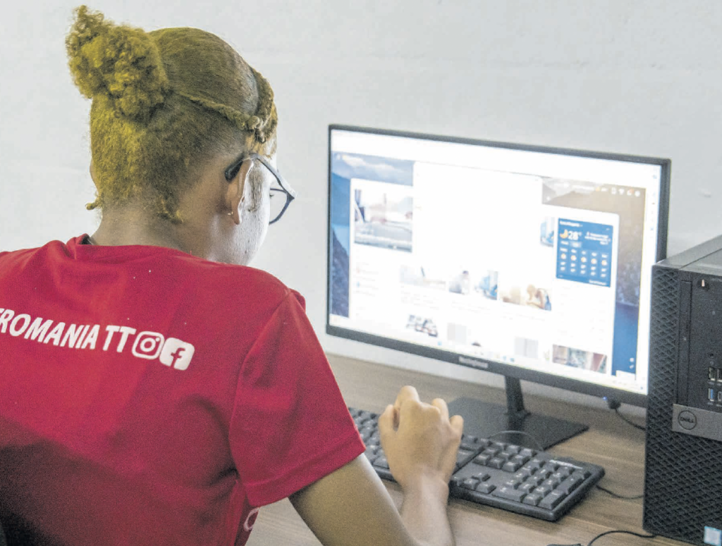The newly launched Technology in Education Centre at Curepe Scherzando panyard is equipped with five
computers, printers, comfortable furniture and one year of free high-speed internet from Digicel Plus.
Photo courtesy Digicel Foundation