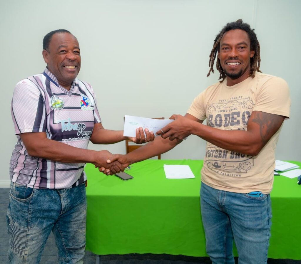 Bago Gladiators batsman Leron Lezama (R) captured the MVP award for the 2024 Tobago Cricket Association T20 competition. Photo courtesy Caswell Gordon.  - 