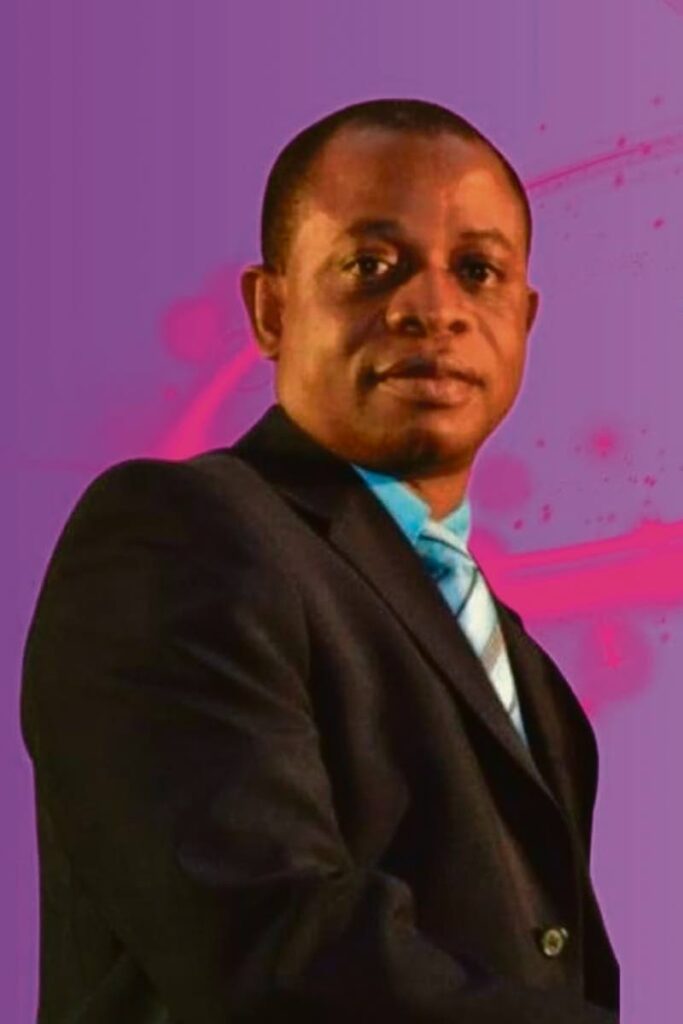 Dr Maxwell Adeyemi - 