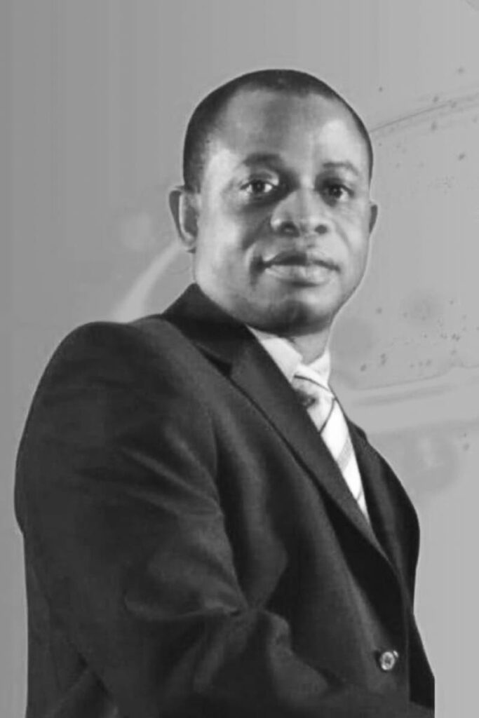 Dr Maxwell Adeyemi - 