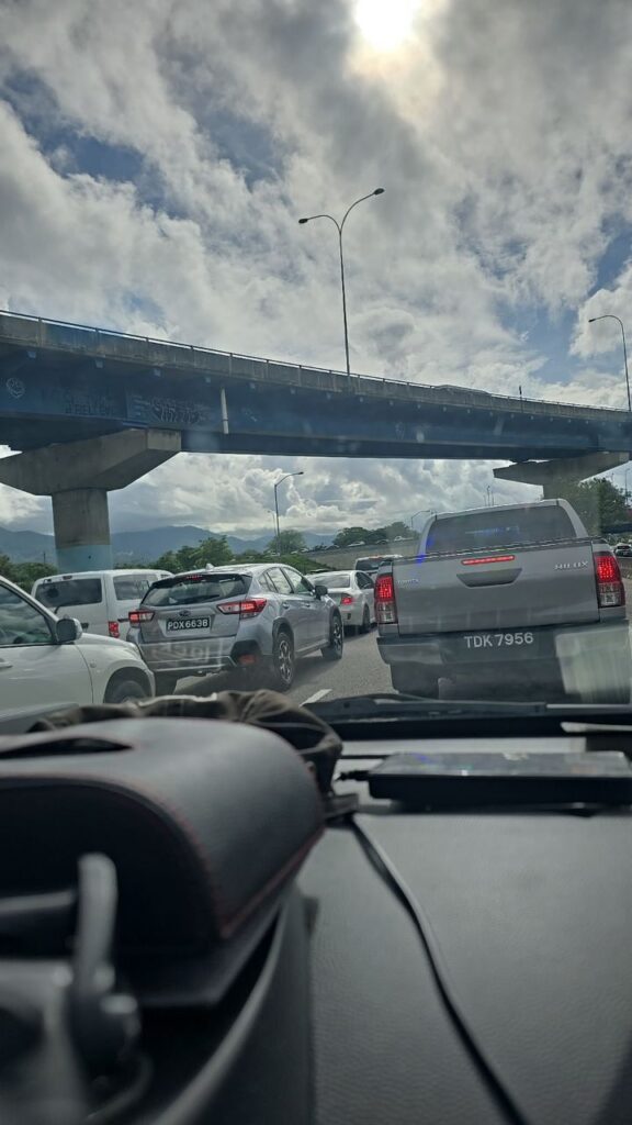 Standstill traffic on the westbound lane of the Churchill Roosevelt Highway near Grand Bazaar at 8.30 am. - Photo courtesy Mike Oxbig 