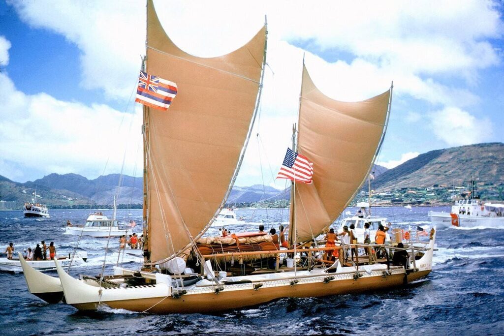 The arrival of Hokule'a in Honolulu from Tahiti, 1976. (Photo courtesy Phil Uhl CC3.0) - 