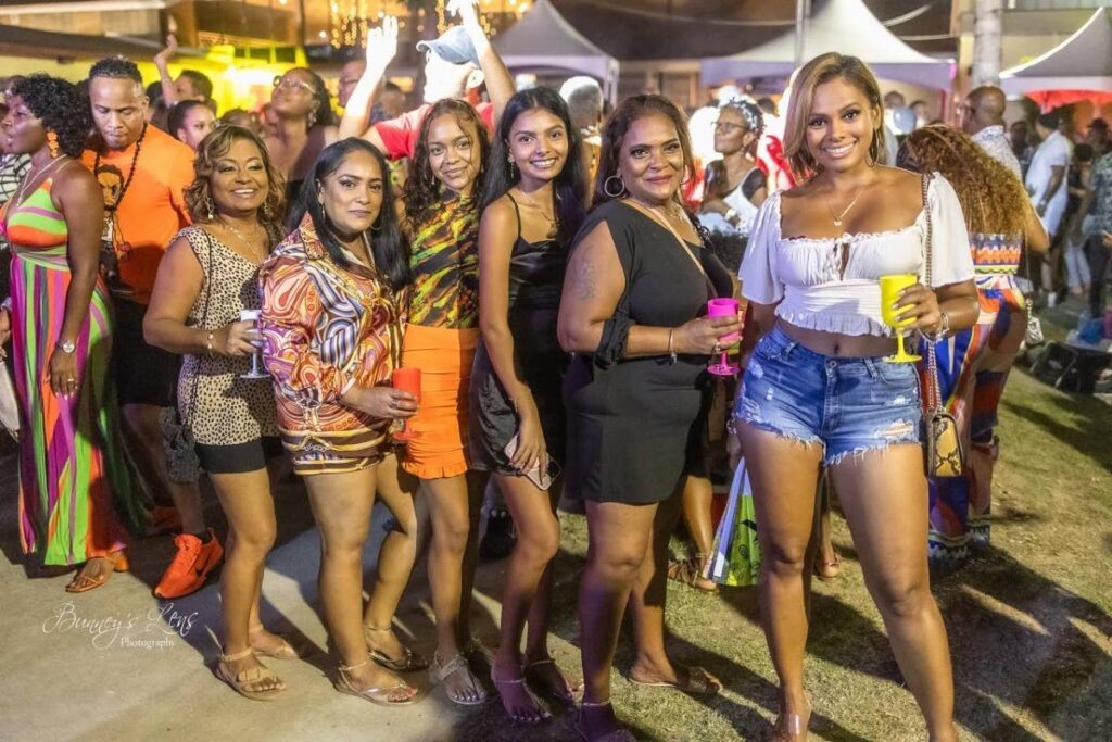 Patrons at Bishop Anstey High School Cooler Fete. - 