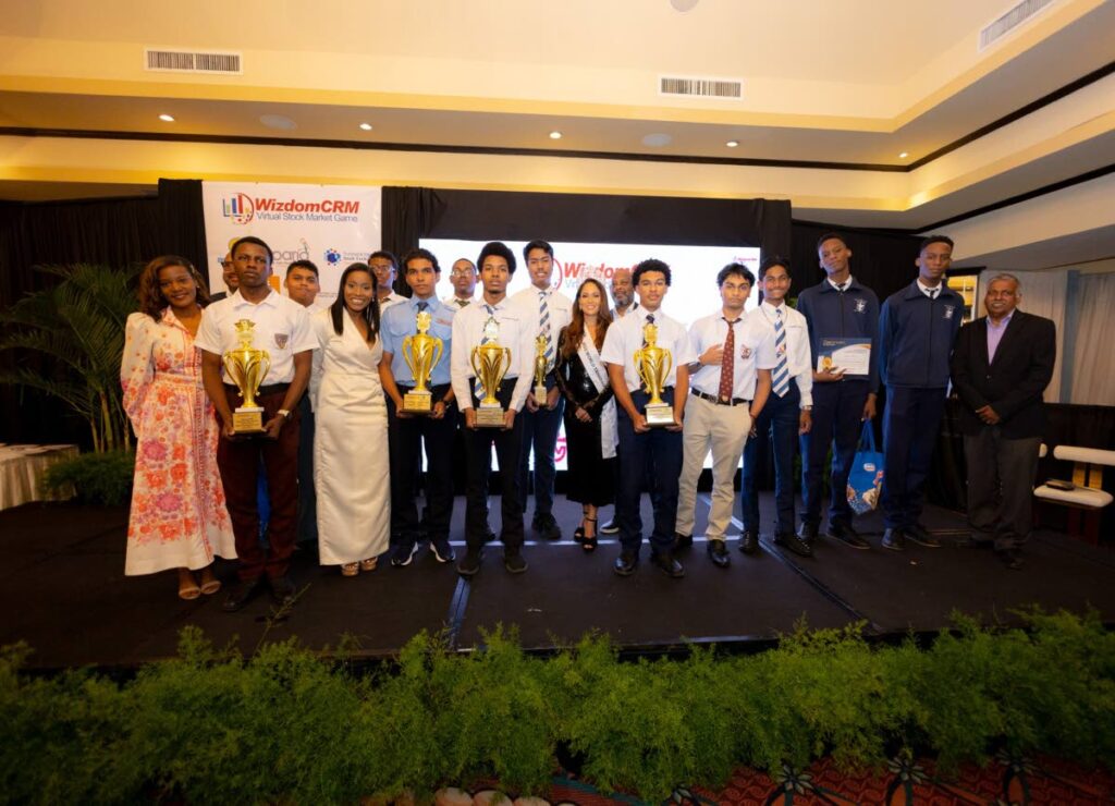 Regional winners of the Sustainable Stock Market Game with their prizes. - 